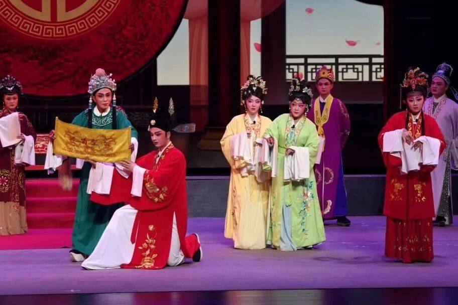 可以！烟花、音乐会、篝火晚会解锁N种玩法→MG不朽情缘正版屯昌跨年夜元旦活动“香”当(图4)